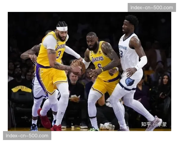 火箭冲击西部前四生死线：剩余7战4主3客，避开湖人成战略目标